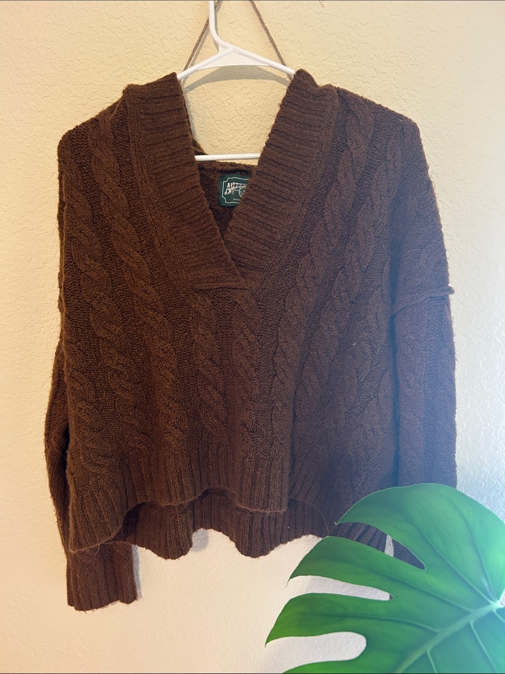 American Eagle Sweater